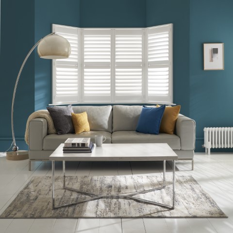 Discover the Best Shutters & Blinds to Keep Your Home Warm This Winter